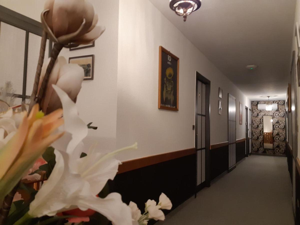 Le 72 Watt Apartment Fumel Luaran gambar